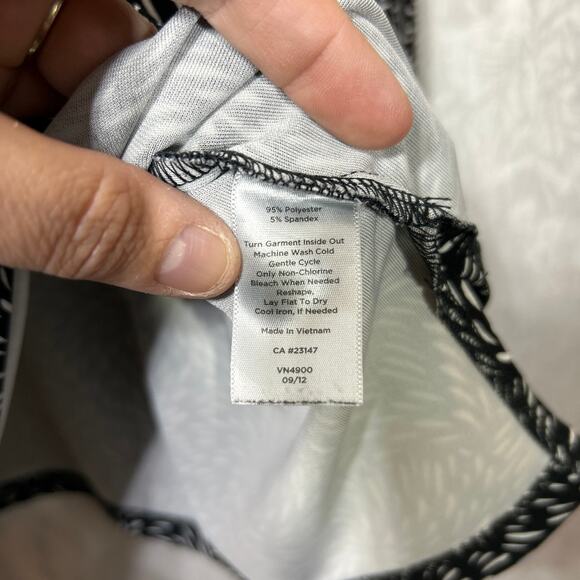 Talbots 2X Blouse Black White Slinky 3/4 Sleeve Travel - Picture 9 of 11